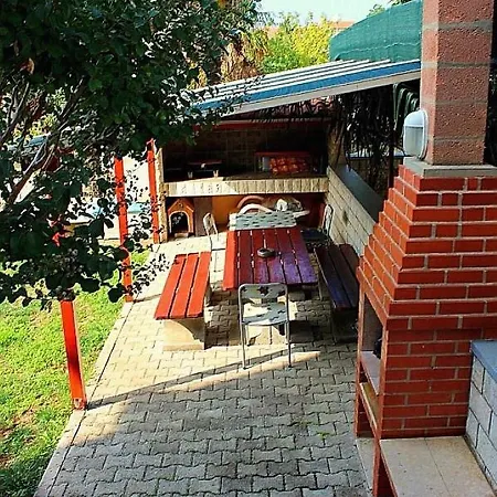 Apartment In With Two-bedrooms 13 Porec