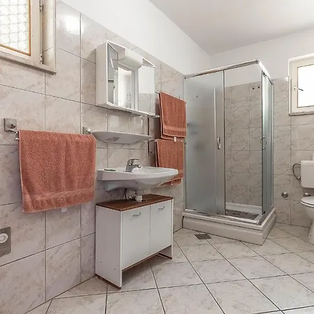 In With Two-bedrooms 13 * Porec